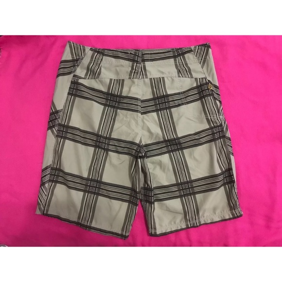 WONDERWALL Green Plaid Board Shorts - Picture 2 of 5